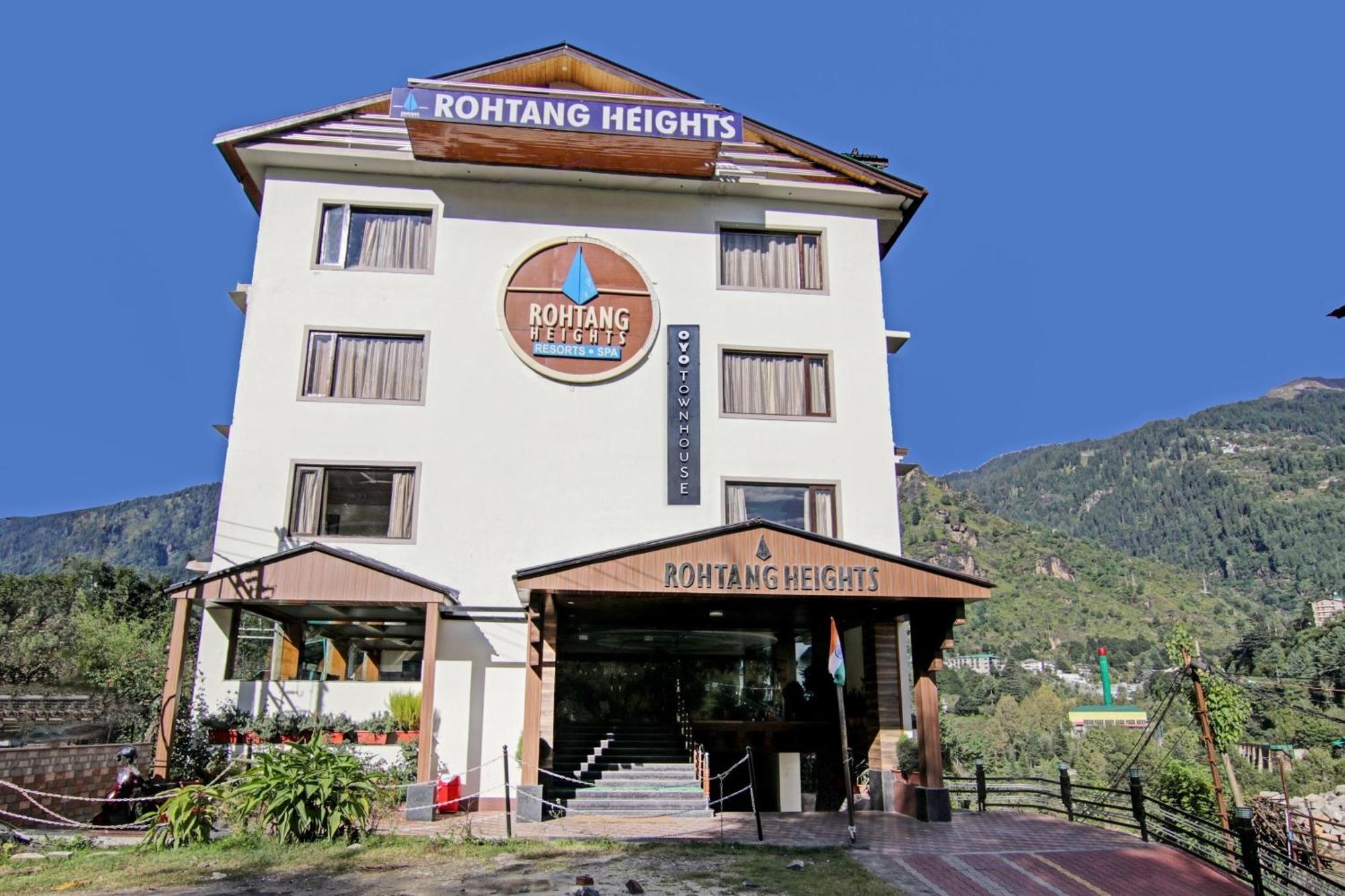 Townhouse Oak Rohtang Heights Hotel Manali  Exterior photo