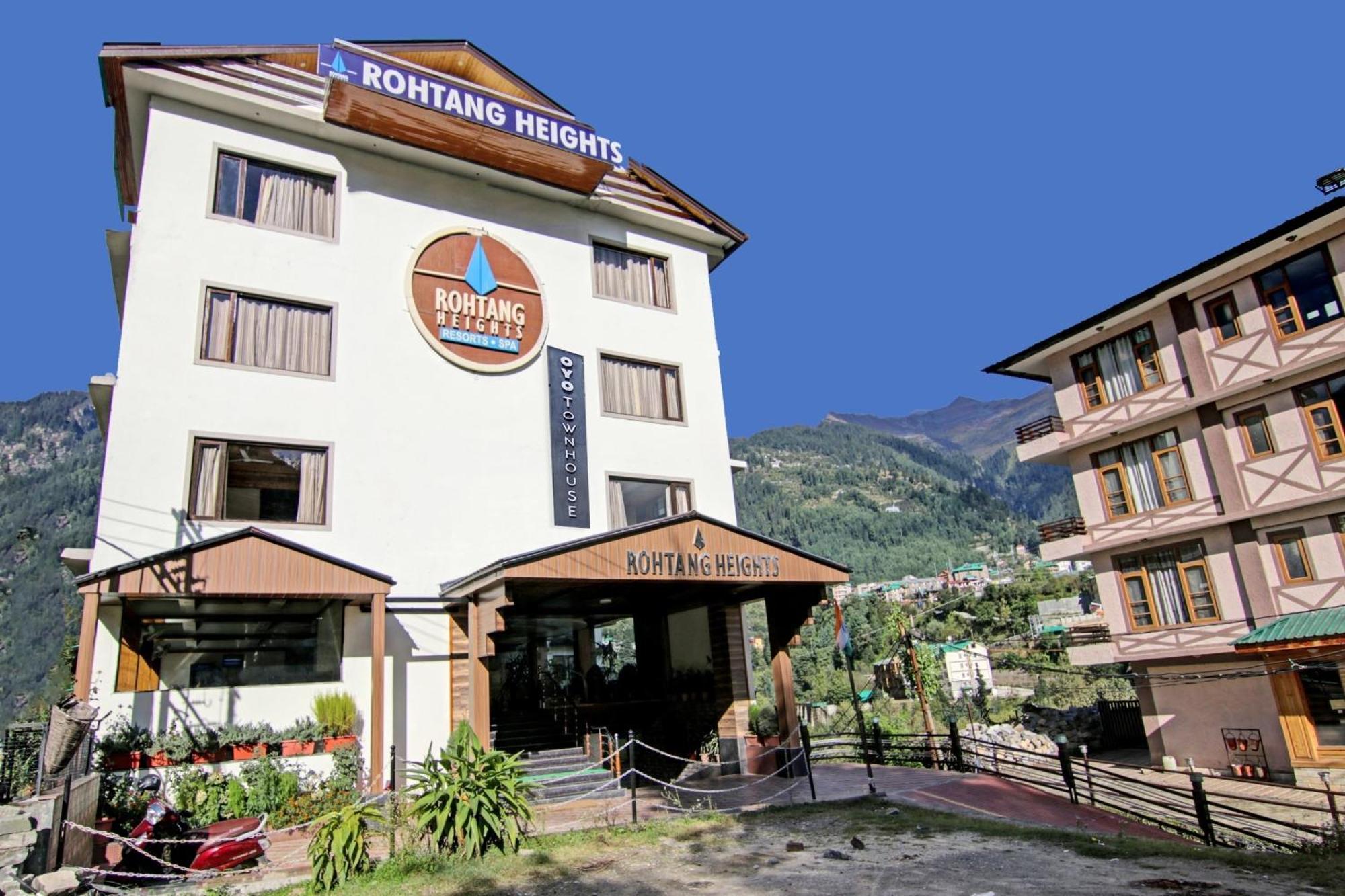 Townhouse Oak Rohtang Heights Hotel Manali  Exterior photo