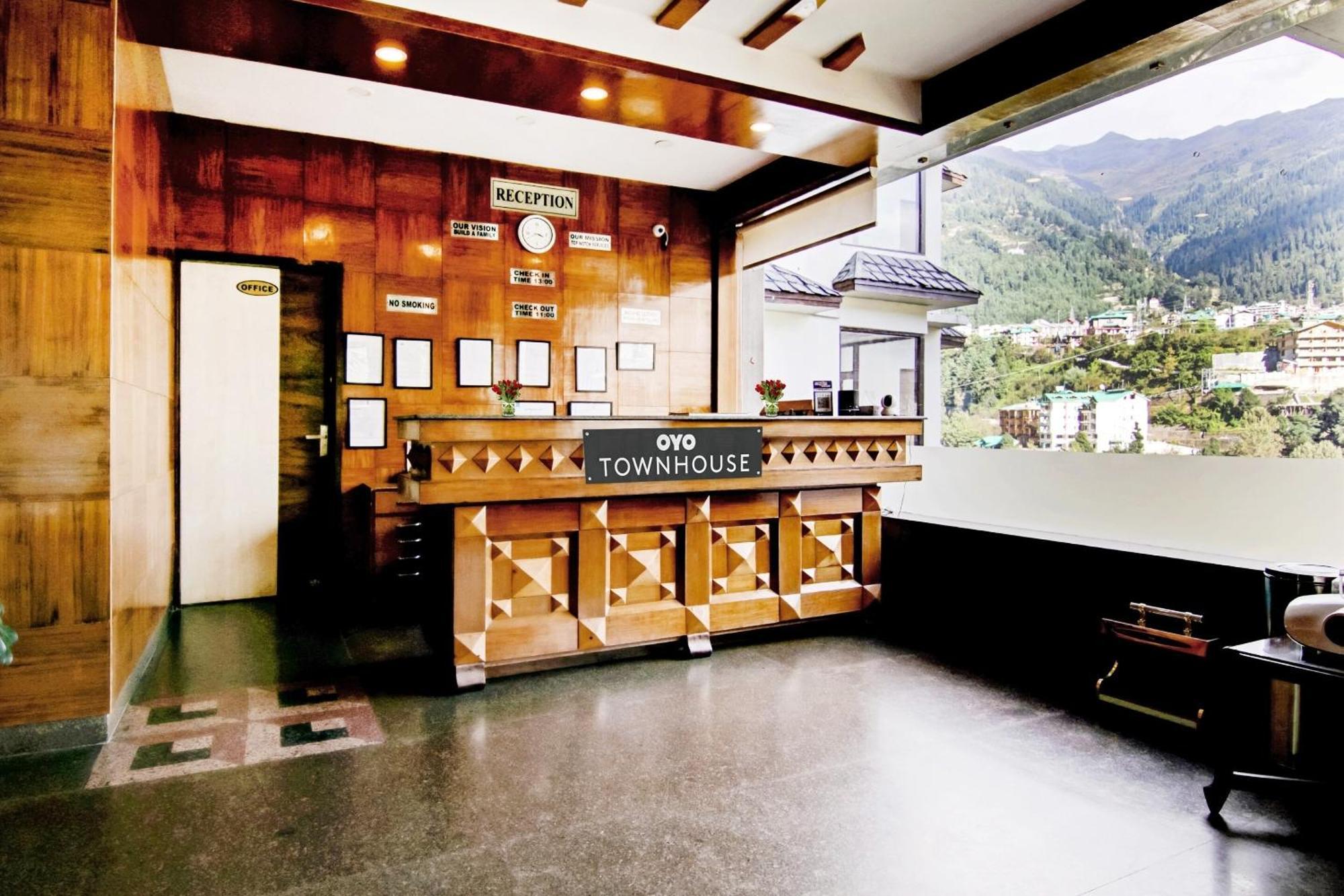 Townhouse Oak Rohtang Heights Hotel Manali  Exterior photo